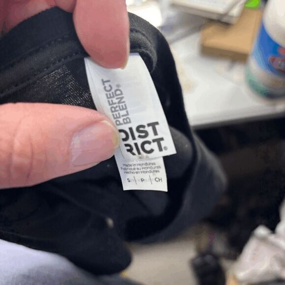 Nature's Herbs Volkswagen Bus Hippies 420 Plate Tie Dye Womens Small Black Tee - Picture 3 of 4